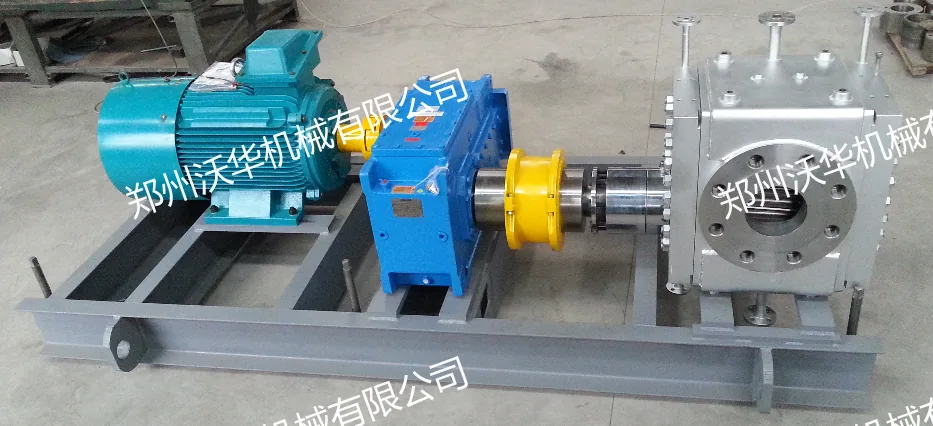 Melt gear pumps for extrusion systems